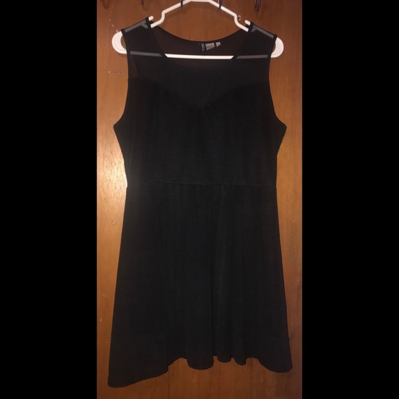 Black formal mini dress - Picture 1 of 2